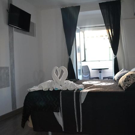Hostal Meyra مدريد المظهر الخارجي الصورة