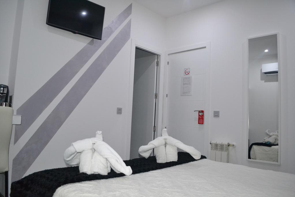 Hostal Meyra مدريد المظهر الخارجي الصورة