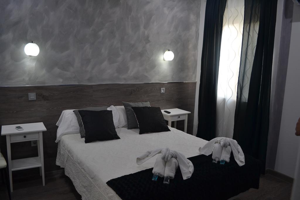 Hostal Meyra مدريد المظهر الخارجي الصورة