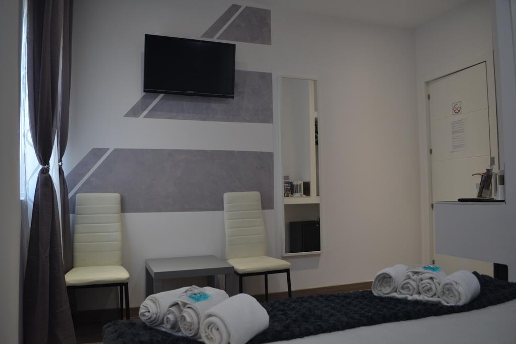 Hostal Meyra مدريد المظهر الخارجي الصورة