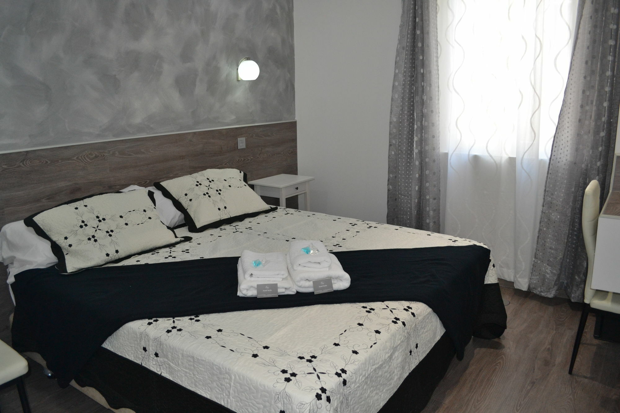 Hostal Meyra مدريد المظهر الخارجي الصورة