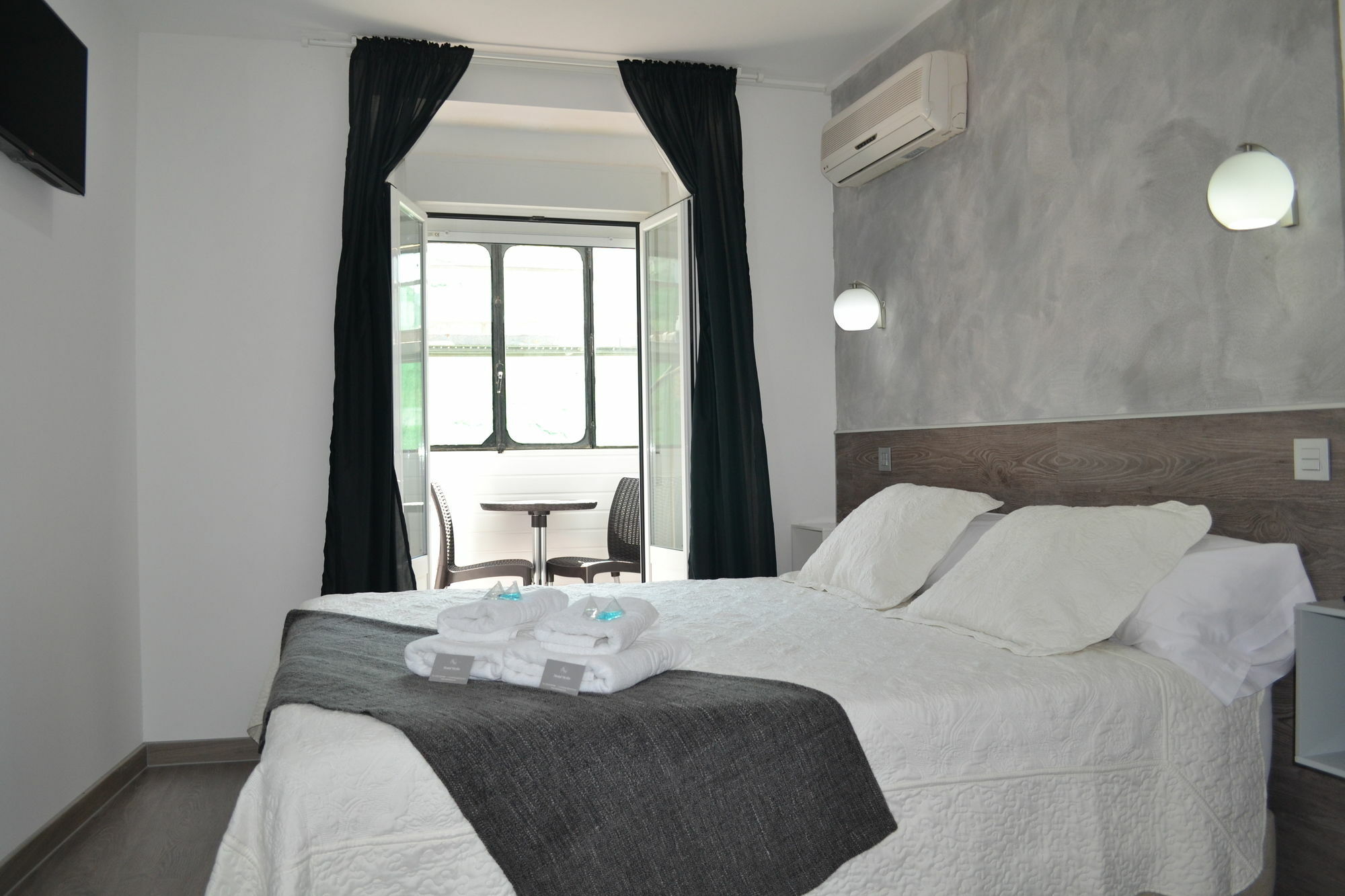 Hostal Meyra مدريد المظهر الخارجي الصورة